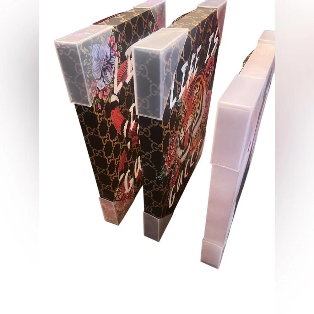 Gorgeous background photo pieces or wall art! Gucci & Louis Vuitton Fashion art - Picture 7 of 7